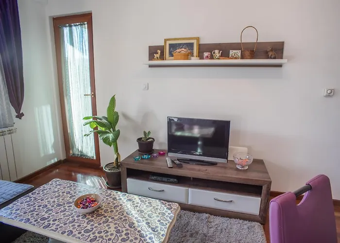 Gloria Apartman